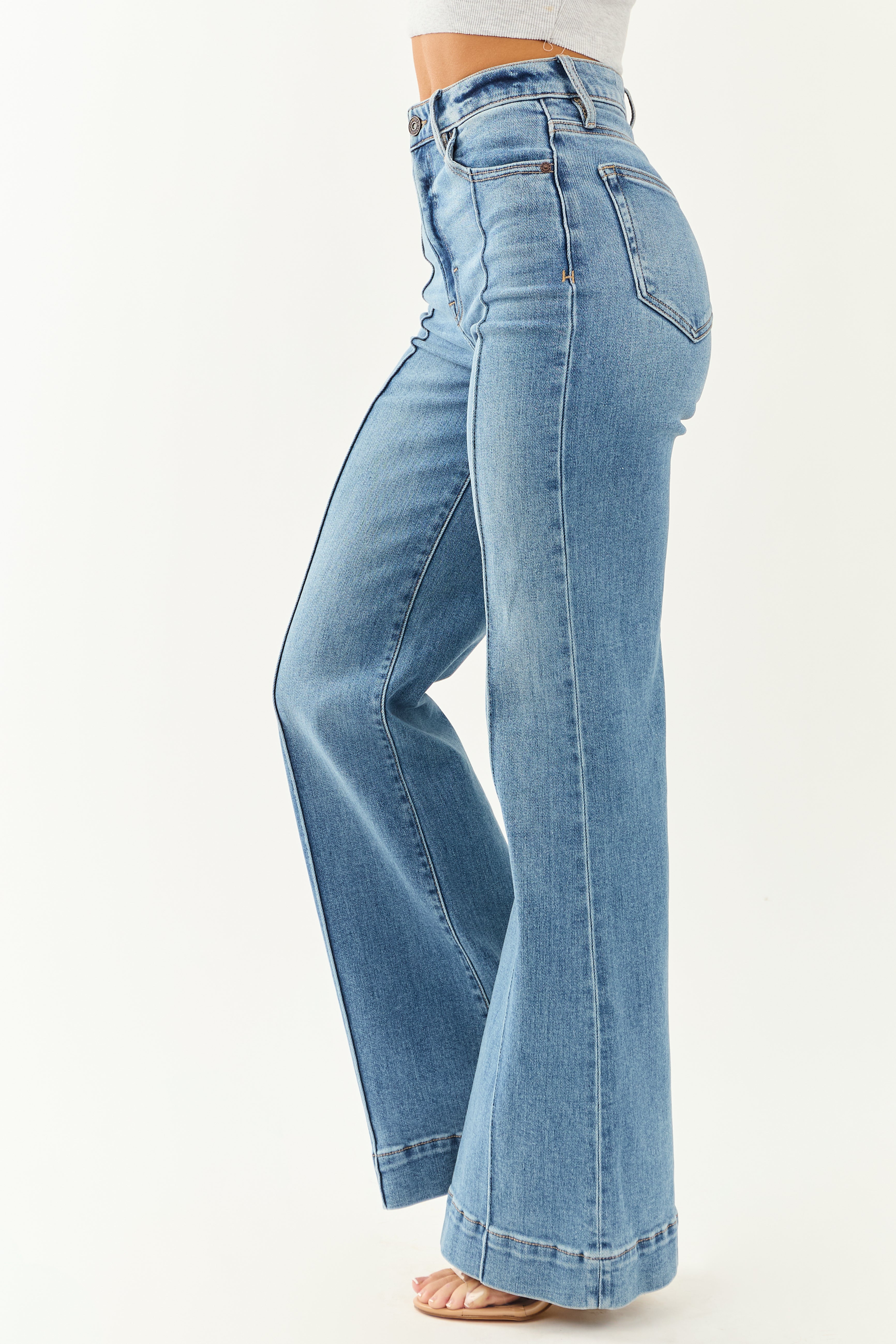 Hidden Medium Wash Bootcut High Rise Stretchy Jeans Hidden Medium Wash Bootcut High Rise Stretchy Jeans